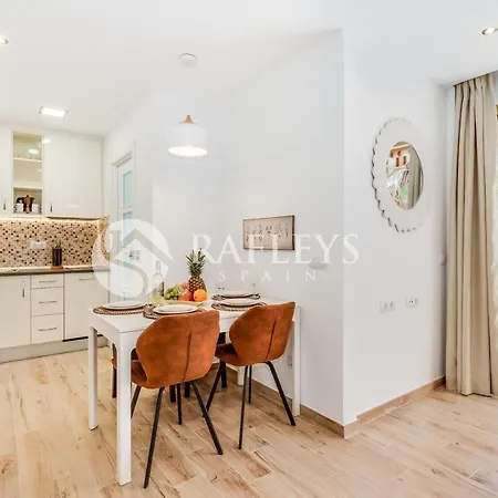 Apartamento Modern 1 Bedroom Apartement In Very Center Of Marbella. Marbella